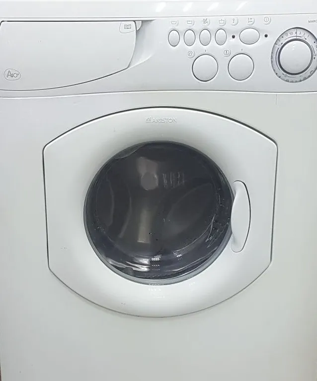 Чистка разбрызгивателя Hotpoint Ariston AB 63 X EX